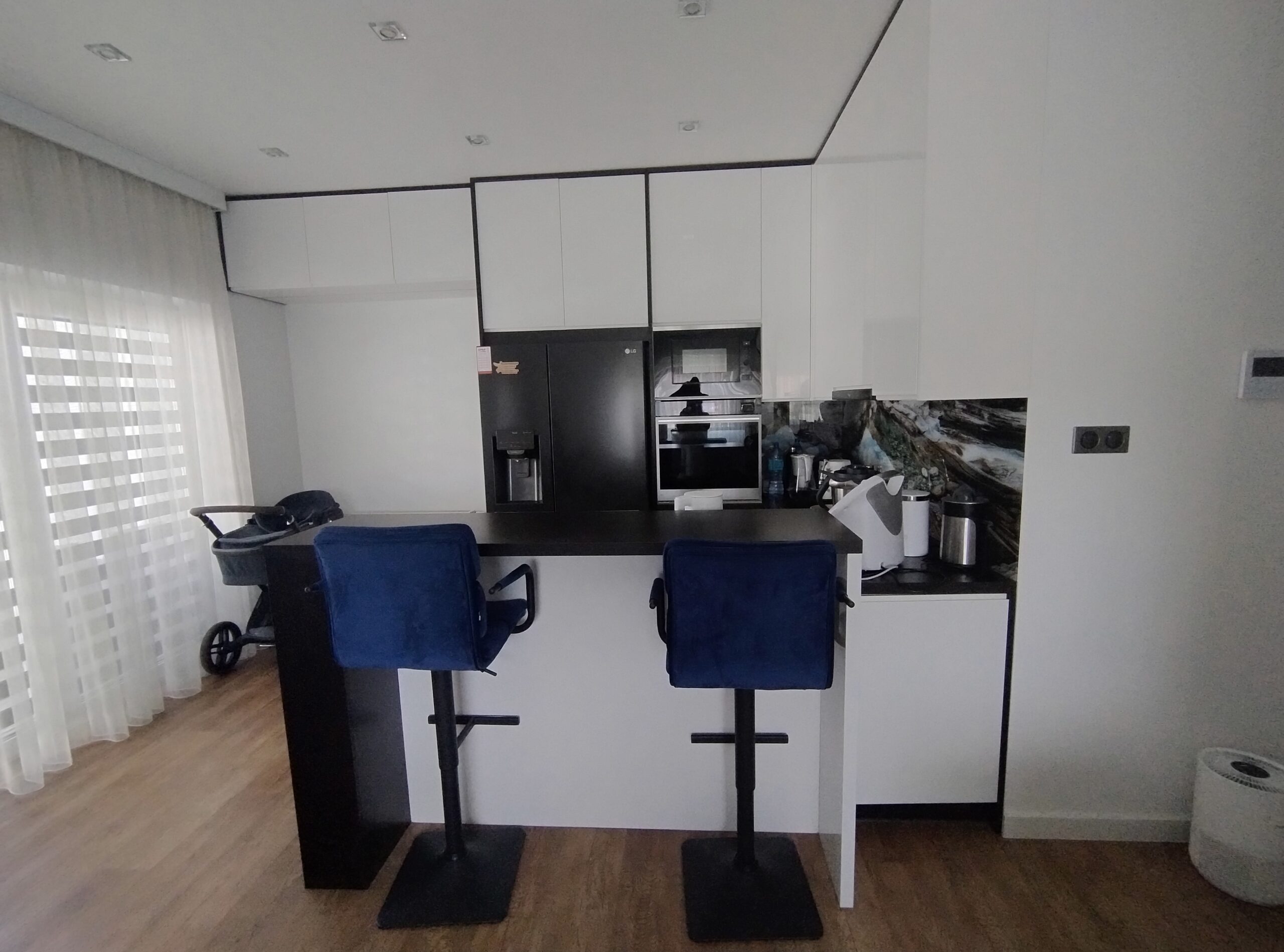 Salon przed homestagingiem – stan zastany